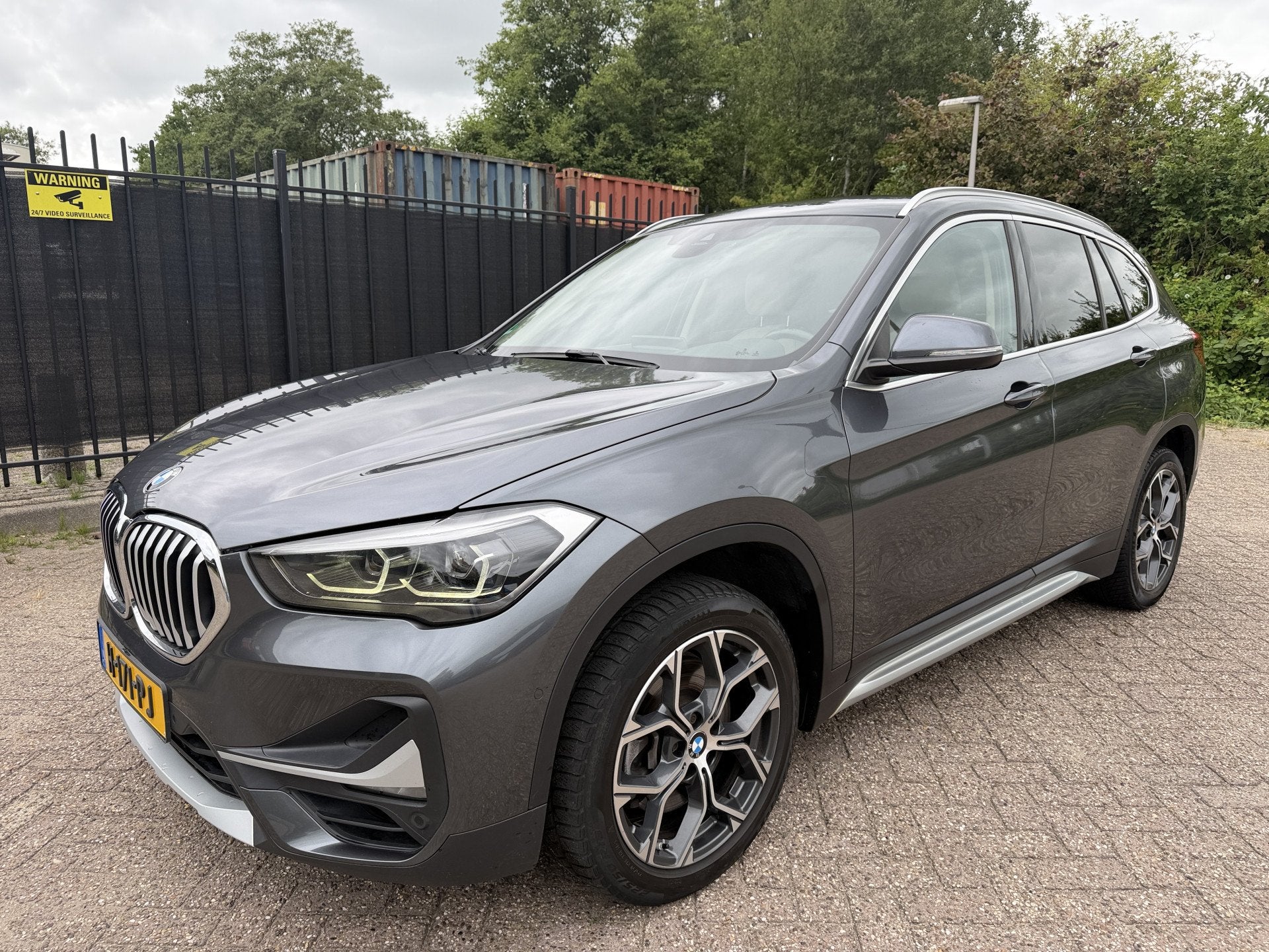 BMW X1 sDrive20i VDL Nedcar Edition LED/Sportleer/HU/Stoelve, 1998 cc, Bedrijf, Automatische klimaatregeling, SUV of Terreinwagen