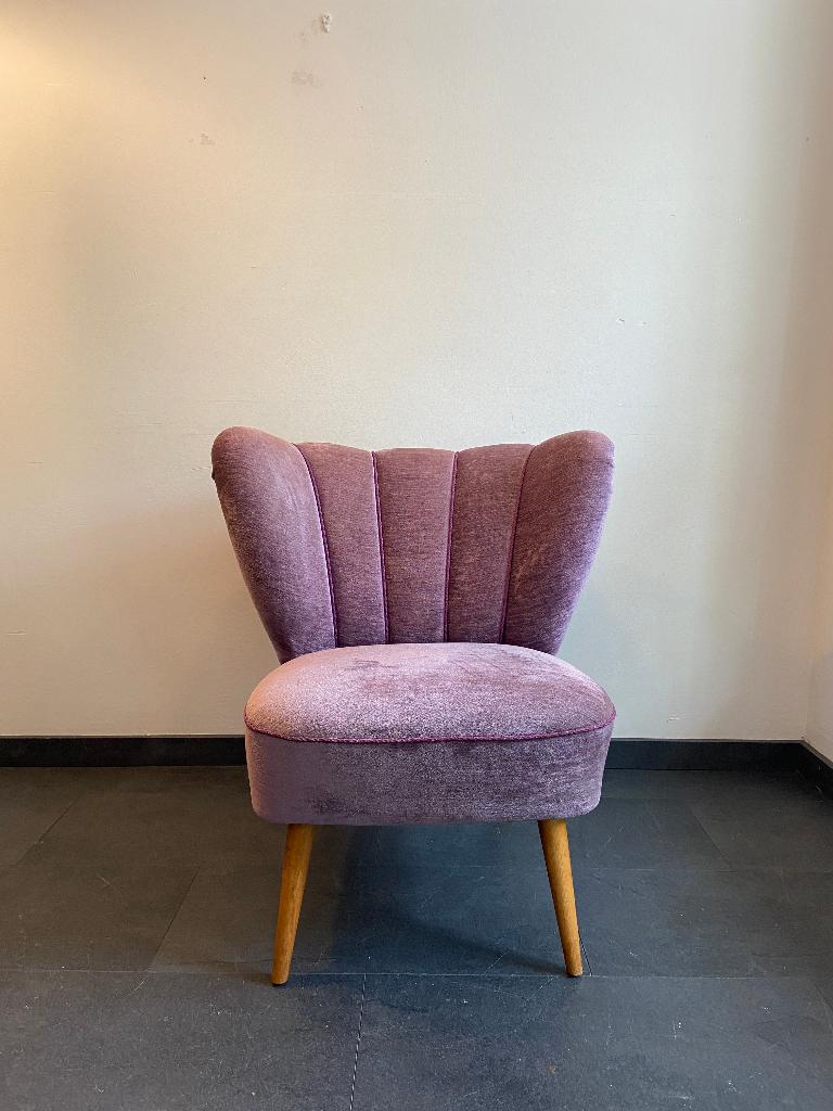 Vintage Cocktailfauteuil met lila velours bekleding, Ophalen, Gebruikt, Minder dan 75 cm, Stof