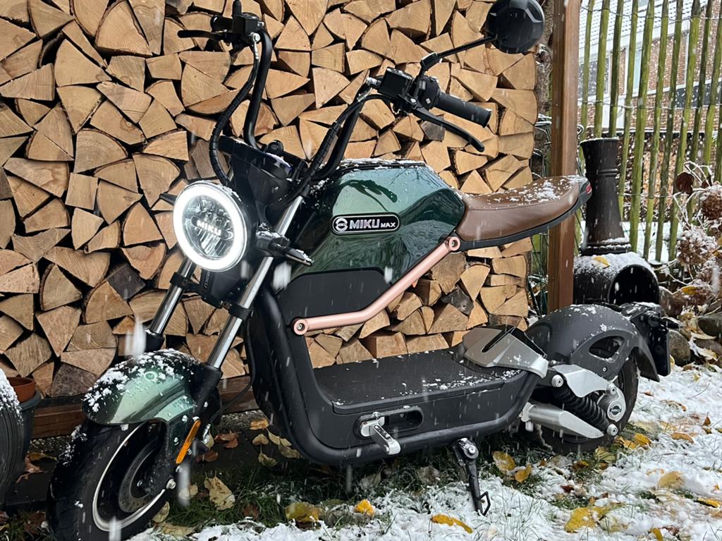 Miku max elektrische scooter, Fietsen en Brommers, Snorfietsen en Snorscooters, Ophalen, Zo goed als nieuw, Elektrisch, Overige merken