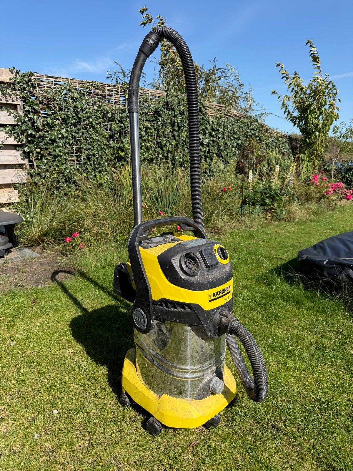 Kärcher WD 6 P Nat- en Droogzuiger in goede staat, Ophalen, Kärcher, Zo goed als nieuw, Waterstofzuiger
