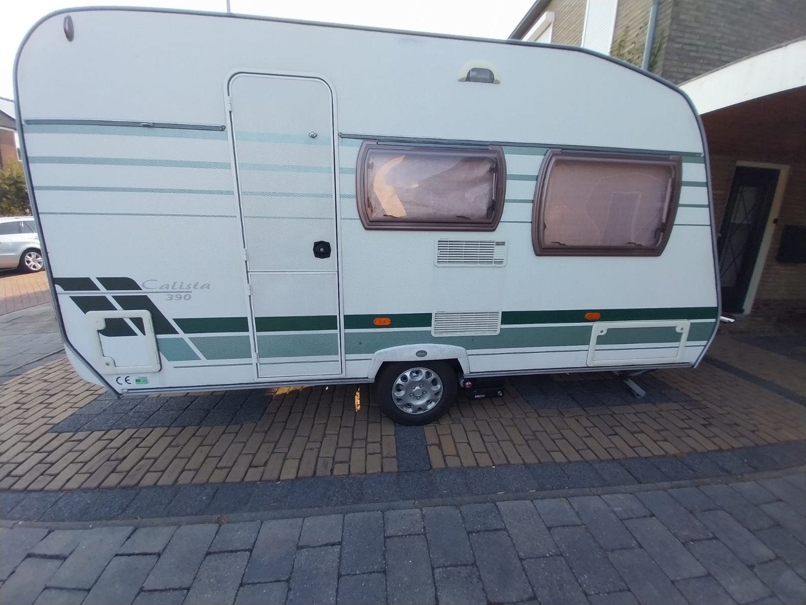 Chateau Calista 390 - Compacte caravan , mover , fietsenre, Caravans en Kamperen, Particulier