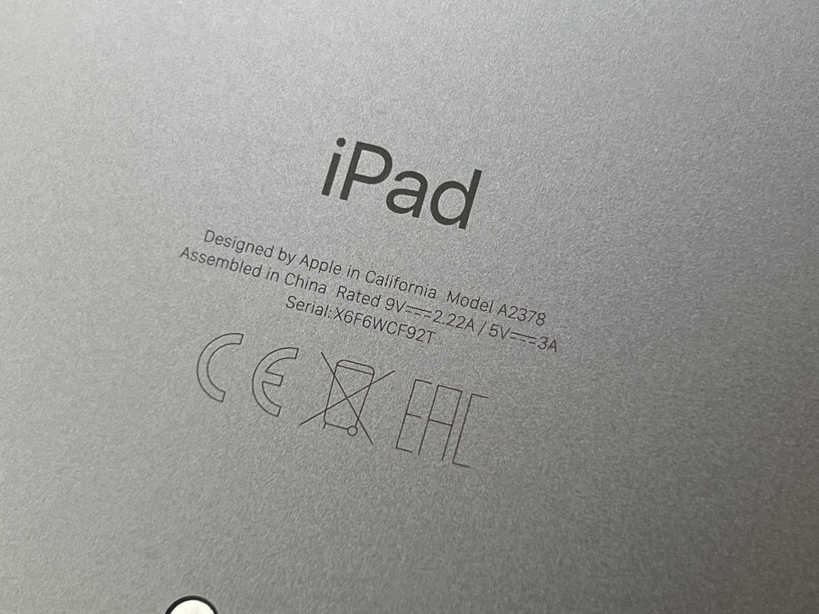 Foto 2 van iPad Pro M1 12,9" 256GB Space Gray + Magic Keyboard