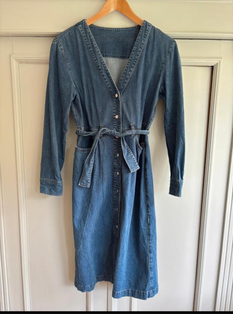 Denham mooie veelzijdige spijkerjurk maat S blauw, Kleding | Dames, Ophalen of Verzenden, Zo goed als nieuw, Blauw, Onder de knie