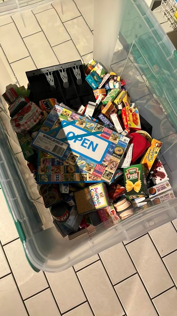 Mini boodschapjes van bv albert heijn, Albert Heijn, Ophalen