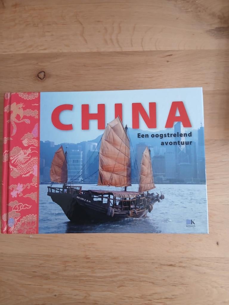 China: Een oogstrelend avontuur - Reisgids/Fotoboek, Ophalen of Verzenden, Zo goed als nieuw, Reisgids of -boek, Azië
