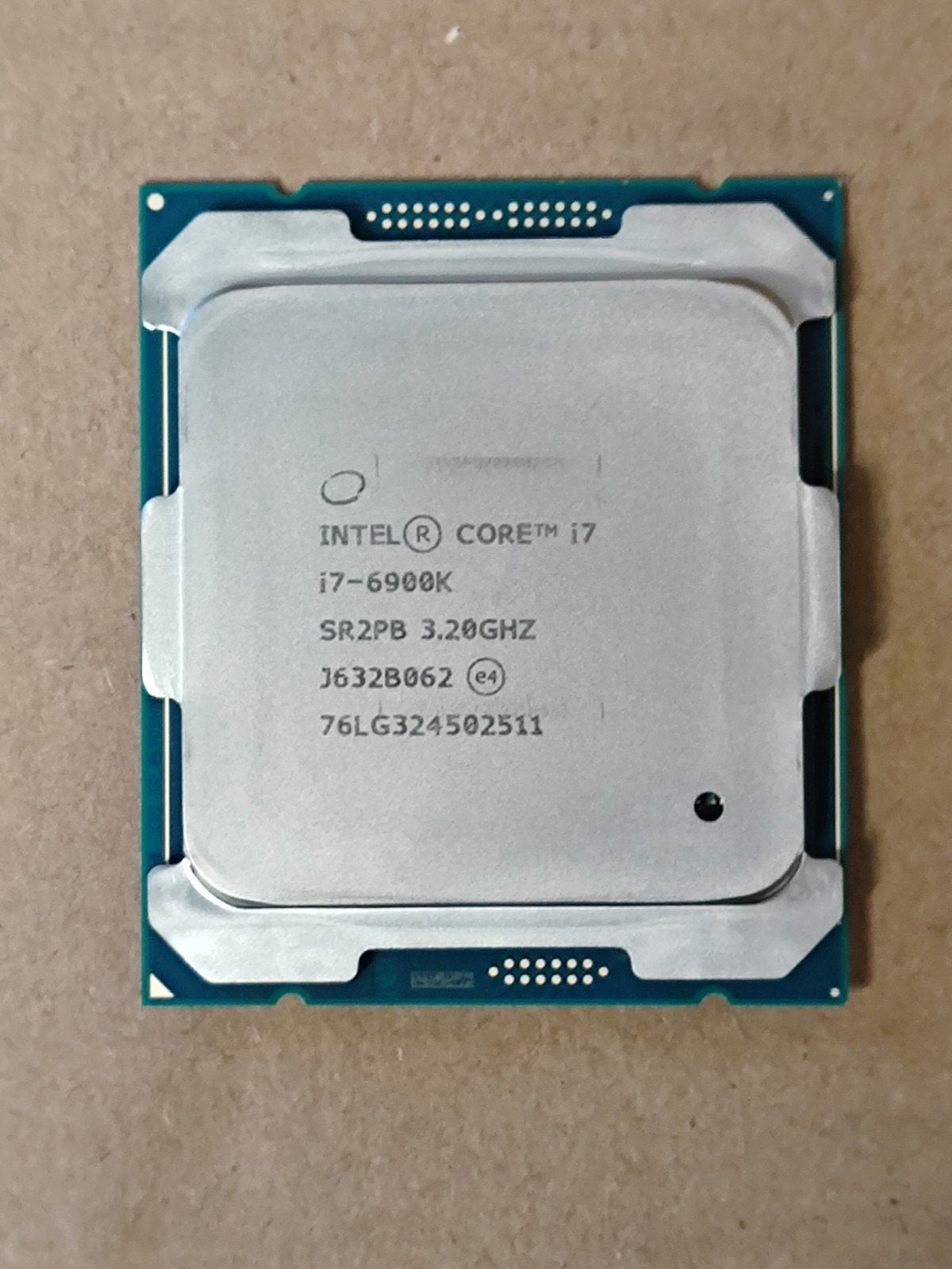 Intel Core i7-6900K. 8 core/ 16 threads. Socket 2011-3 CPU, Computers en Software, Processors, 8-core, Intel Core i9, Ophalen of Verzenden