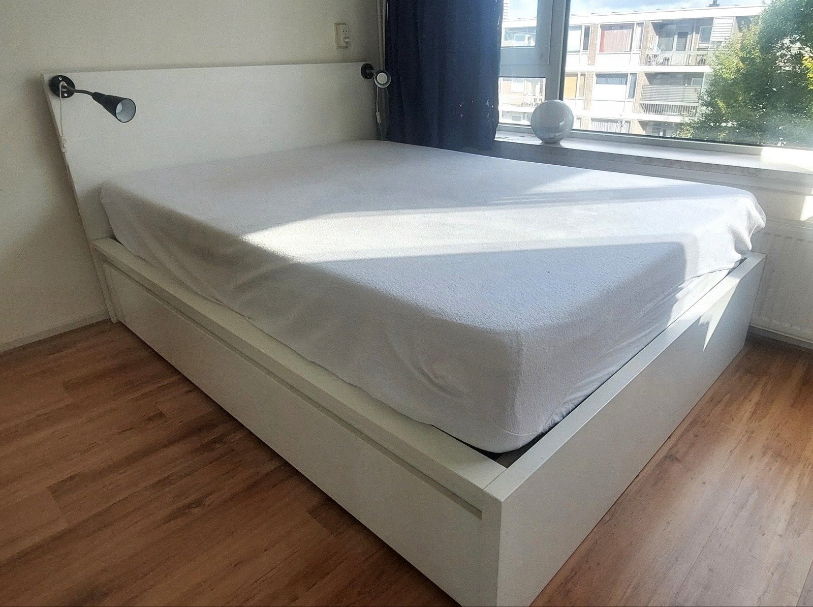 IKEA Malm bed 140x200 met lattenbodem en lades (excl matras), Ophalen, Gebruikt, Wit, Tweepersoons
