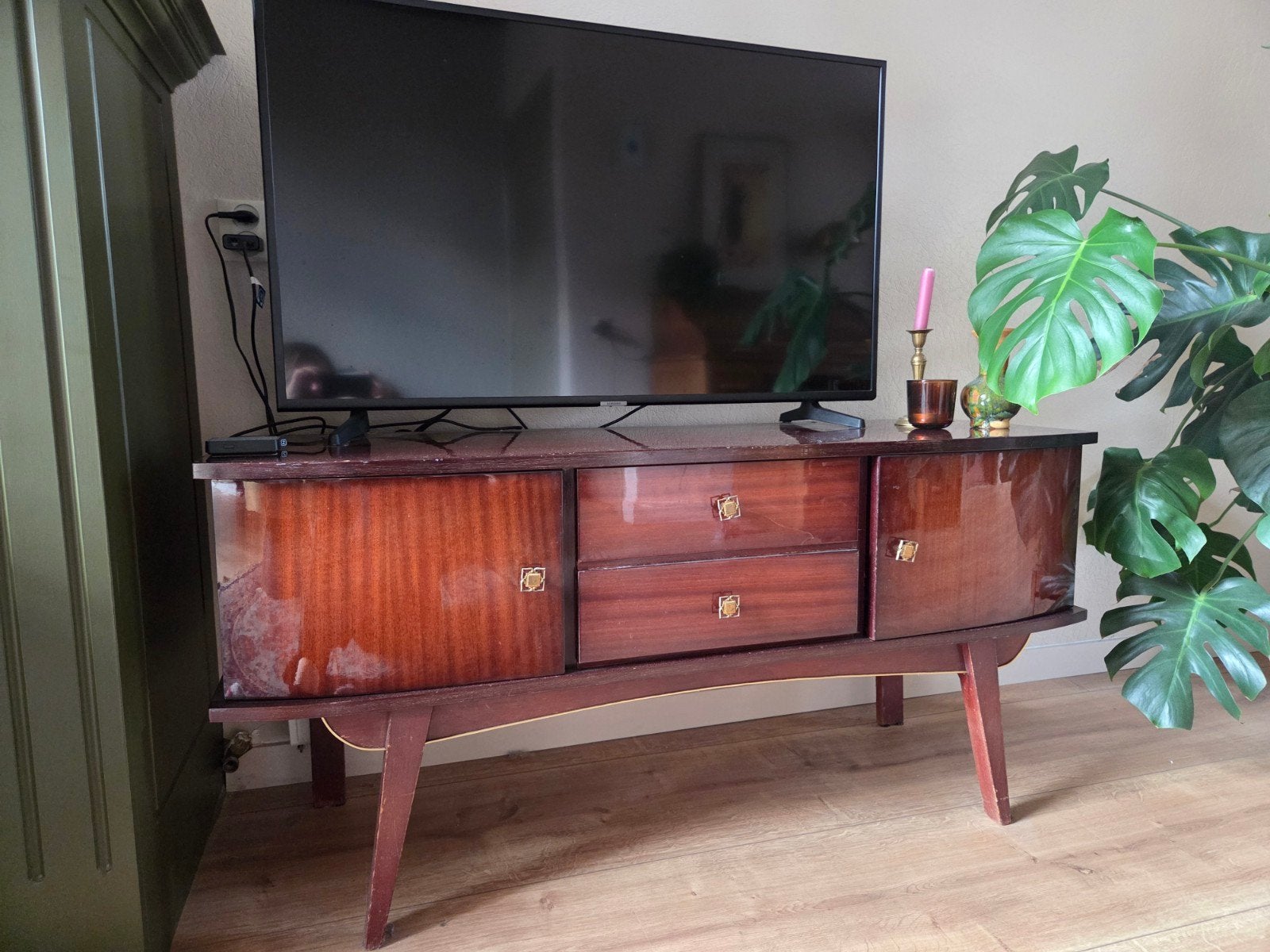 Vintage mid-century dressoir / tv-meubel jaren 50/60, Ophalen, Gebruikt, 100 tot 150 cm, 25 tot 50 cm