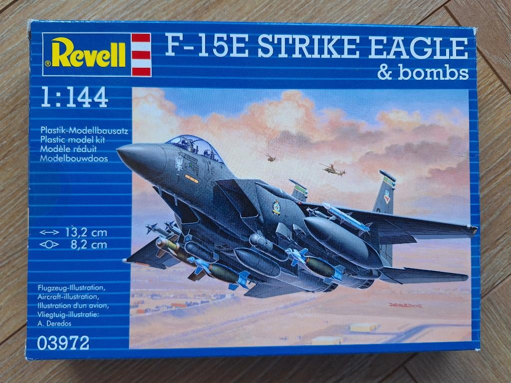 1:144 1/144 Revell F-15E Strike Eagle & bombs (Sealed), Hobby en Vrije tijd, Modelbouw | Vliegtuigen en Helikopters, 1:144 tot 1:200