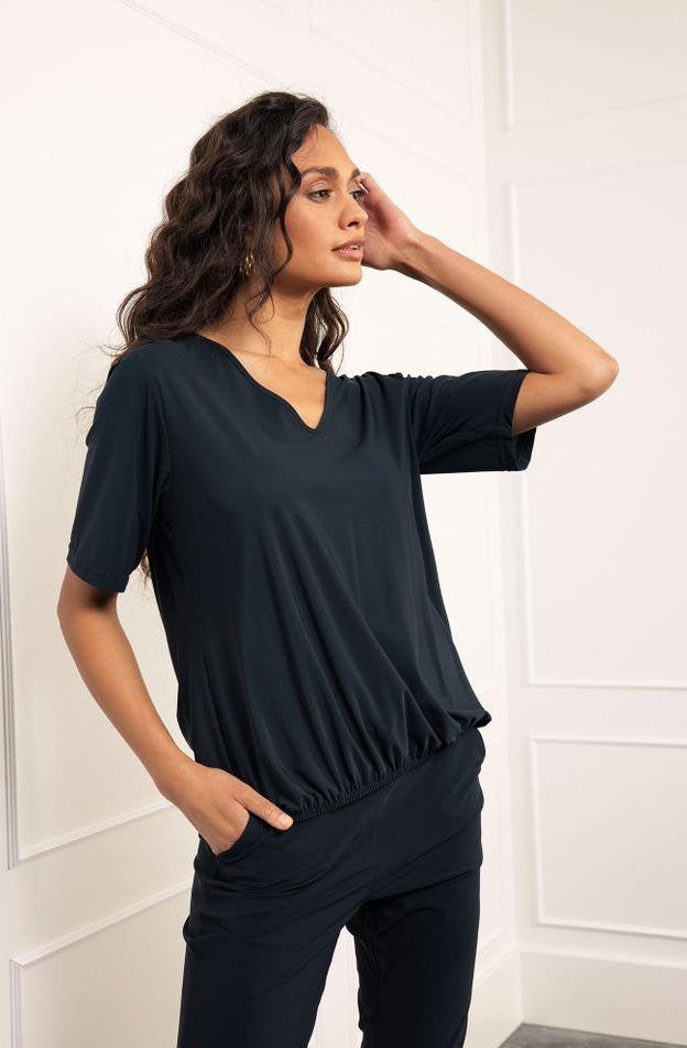 Studio anneloes vicky shirt M zwart travelstof, Zwart, Ophalen of Verzenden, Zo goed als nieuw, Korte mouw