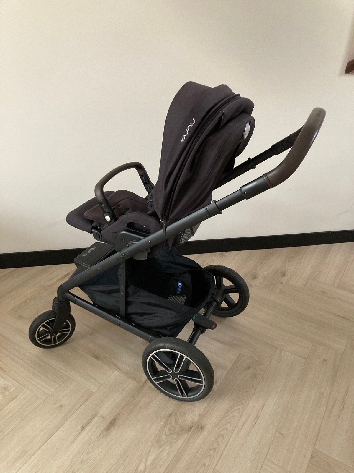Complete 4-in-1 Nuna MIXX next Set (caviar), Verstelbare duwstang, Zo goed als nieuw, Ophalen, Kinderwagen