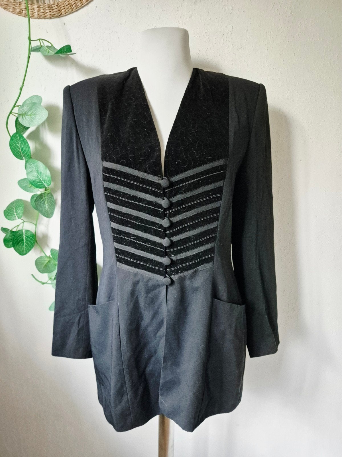 Vintage 90s diepzwarte blazer met fluweel M, Maat 38/40 (M), Verzenden, Zwart, Zo goed als nieuw