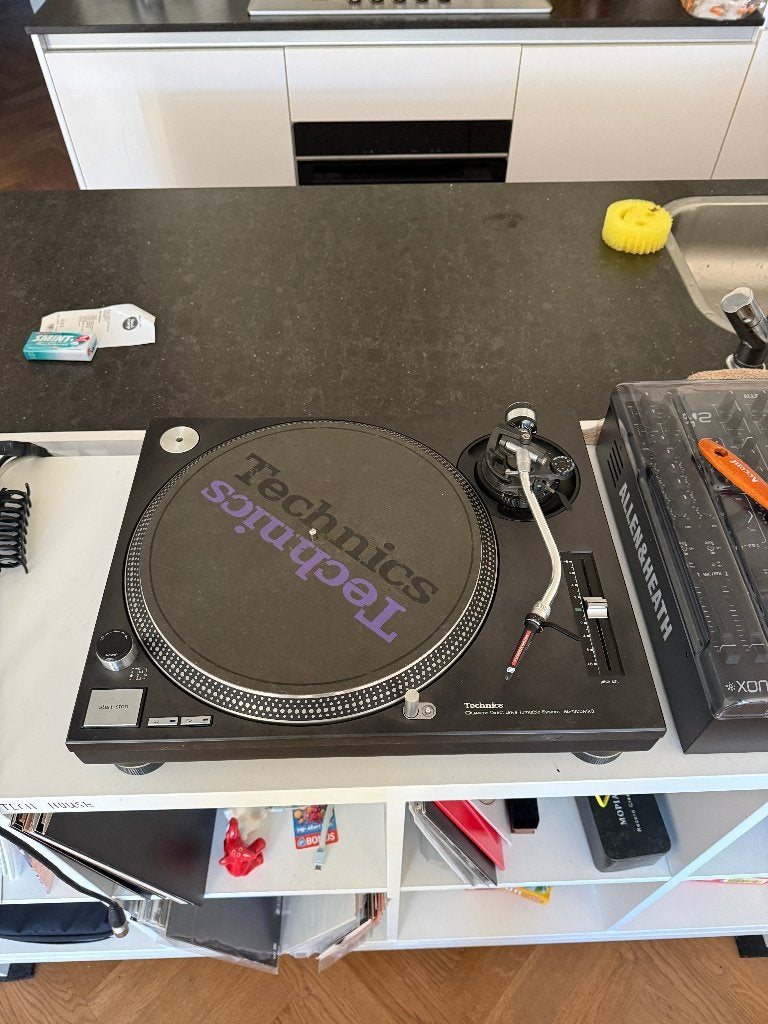Technics SL1200 MK3 with covers, Ophalen, Technics