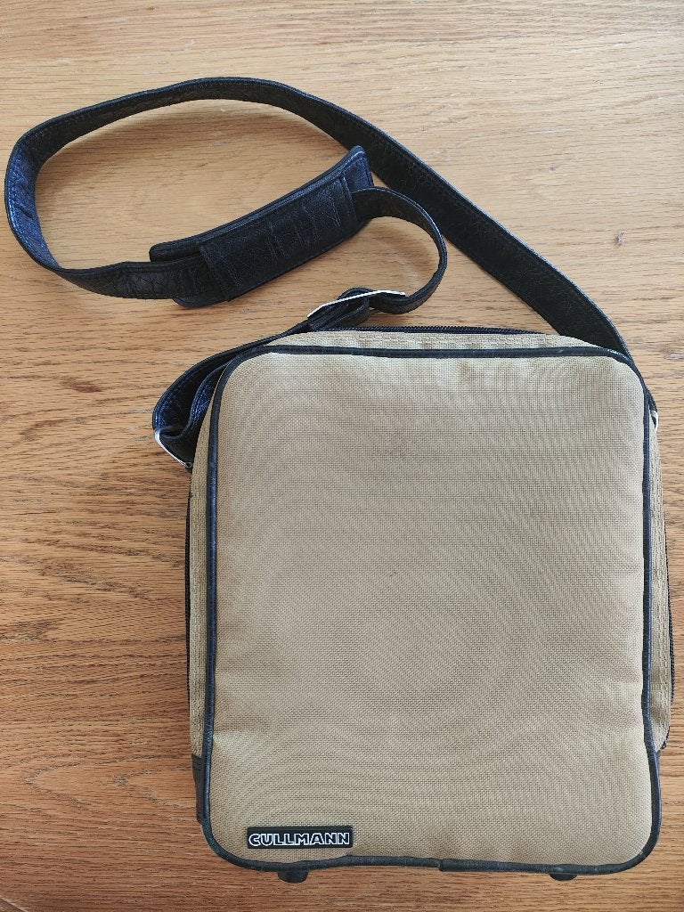 Fototas Gullmann beige vakken en draagriem rits goed werkend, Ophalen of Verzenden, Beige, Schoudertas, Overige merken
