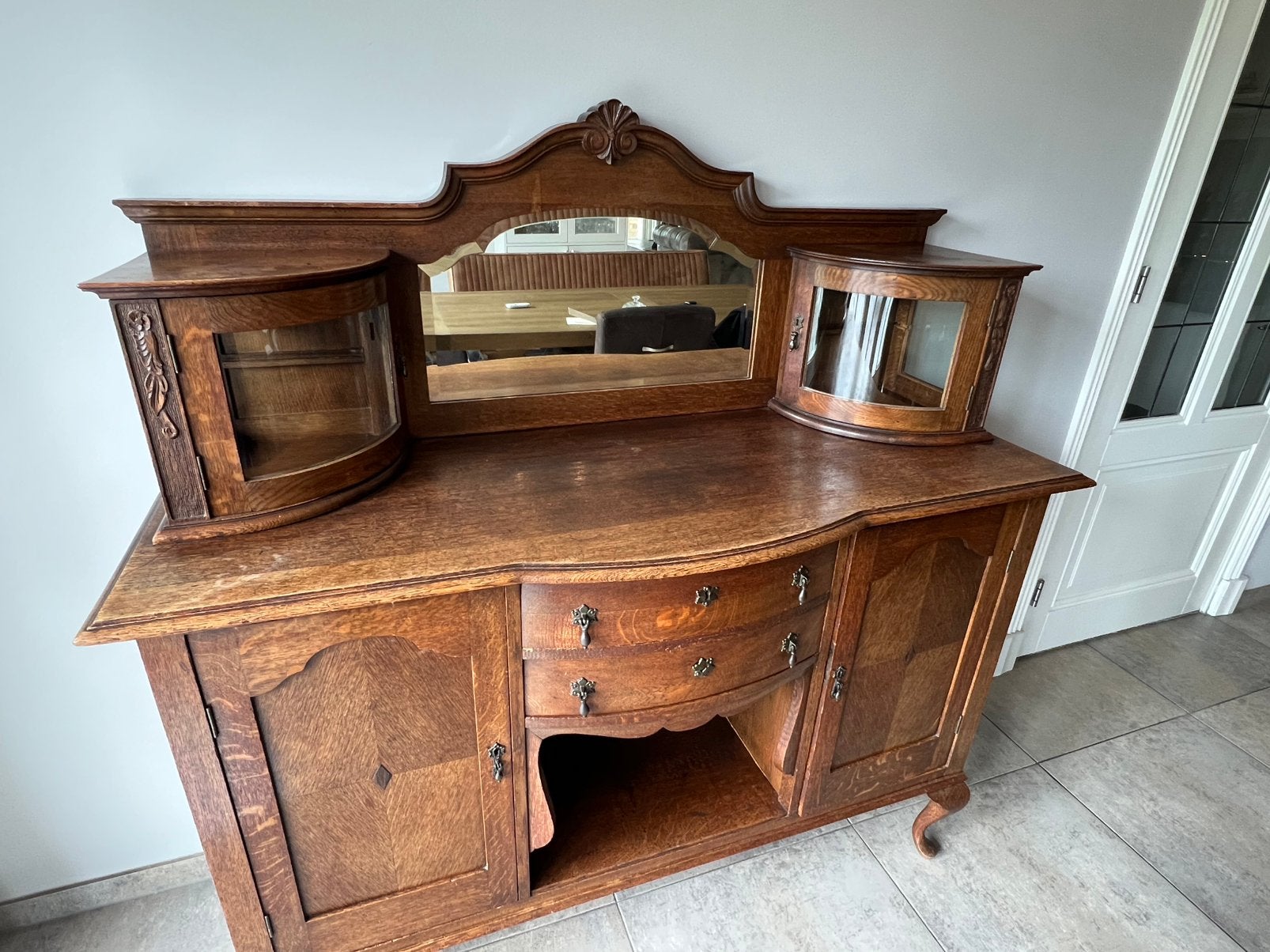 Antieke houten buffetkast, Huis en Inrichting, Kasten | Buffetkasten, Ophalen, Nieuw