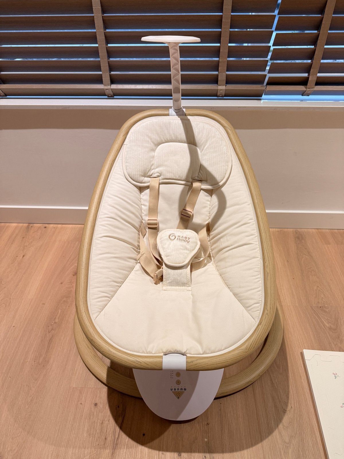 Baby Moov elektrische wiegstoel, Ophalen, Zo goed als nieuw