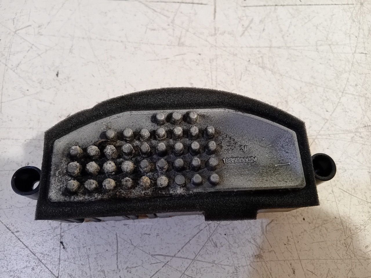 Kachelweerstand Mercedes-Benz B-Klasse, Onderdelen@venauto.nl, Van der Ven Autorecycling B.V., Gebruikt, Ettenseweg 76, 4706 PB Roosendaal, The Netherlands