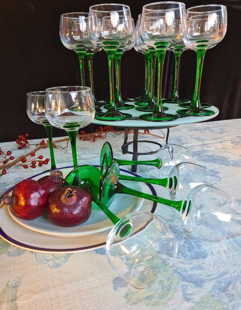 Luminarc 21x wijnglazen elegante smalle groene voet -steel., Verzamelen, Ophalen of Verzenden, Zo goed als nieuw, Overige typen