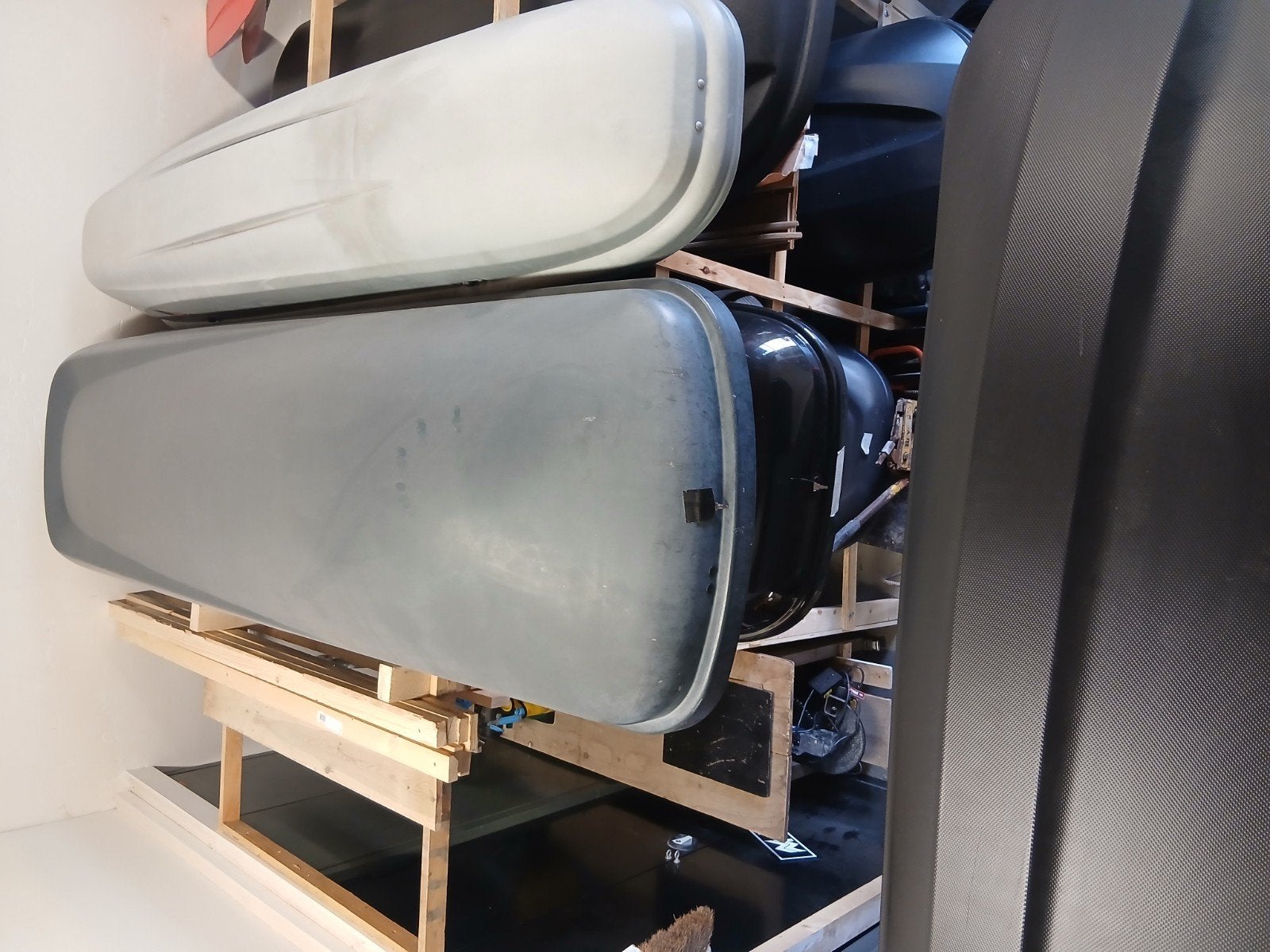 Diverse Dakkoffers te Huur - 600 Liter Beschikbaar, Ophalen of Verzenden