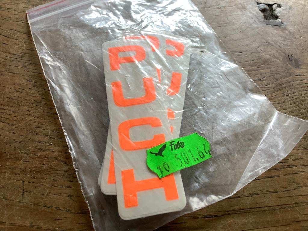Puch stickers - voorvork. Oranje (set van 2). 8 x 2CM., Fietsen en Brommers, Verzenden, Nieuw, Overige typen