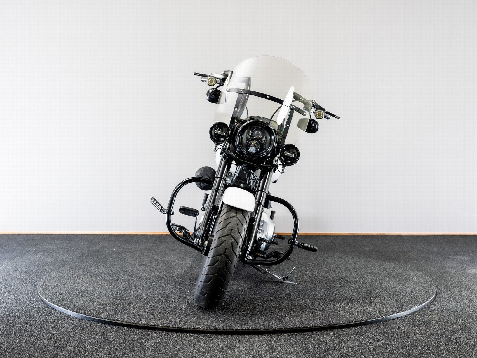Harley-Davidson FLSTFI FAT BOY (bj 2017), Motoren, 1600 cc, Bedrijf, Meer dan 35 kW, Zuiderweg 164
1461 GN  Zuidoostbeemster, NL