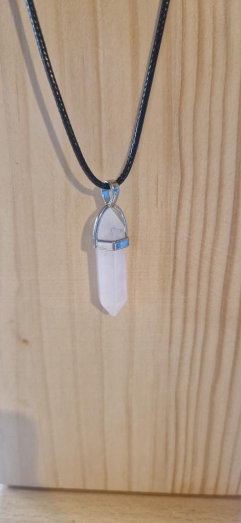 Waxkoord ketting met Rozenkwarts hanger, Nieuw, Ophalen of Verzenden, Steen of Mineraal, Roze