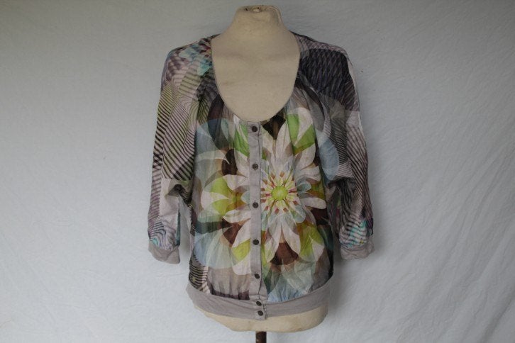 Mooie aparte katoenen blouse.Mt 36.Merk Latina, ., Ophalen of Verzenden, Zo goed als nieuw, .