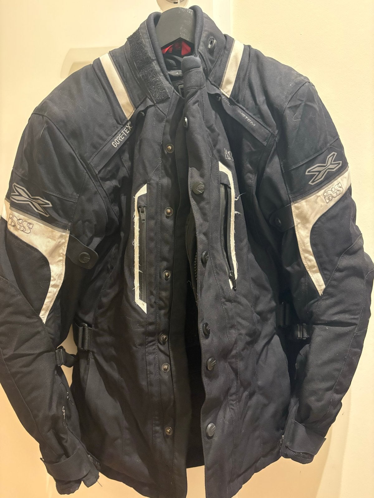 IXS Gore-Tex motorjas met rugprotector - Maat M, Ophalen of Verzenden, Tweedehands, Heren, Jas | textiel
