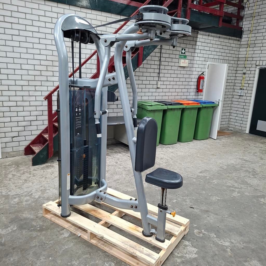Matrix  Pec Fly  Rear Delt Machine    134 kilo Stack, Sport en Fitness, Ophalen, Zo goed als nieuw, Overige typen