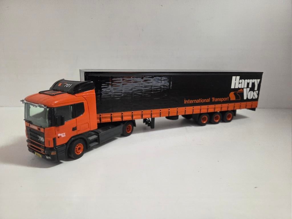 Tekno Scania 125 zeiloplegger Harry Vos 1:50, Hobby en Vrije tijd, ., Zo goed als nieuw, ., Ophalen of Verzenden