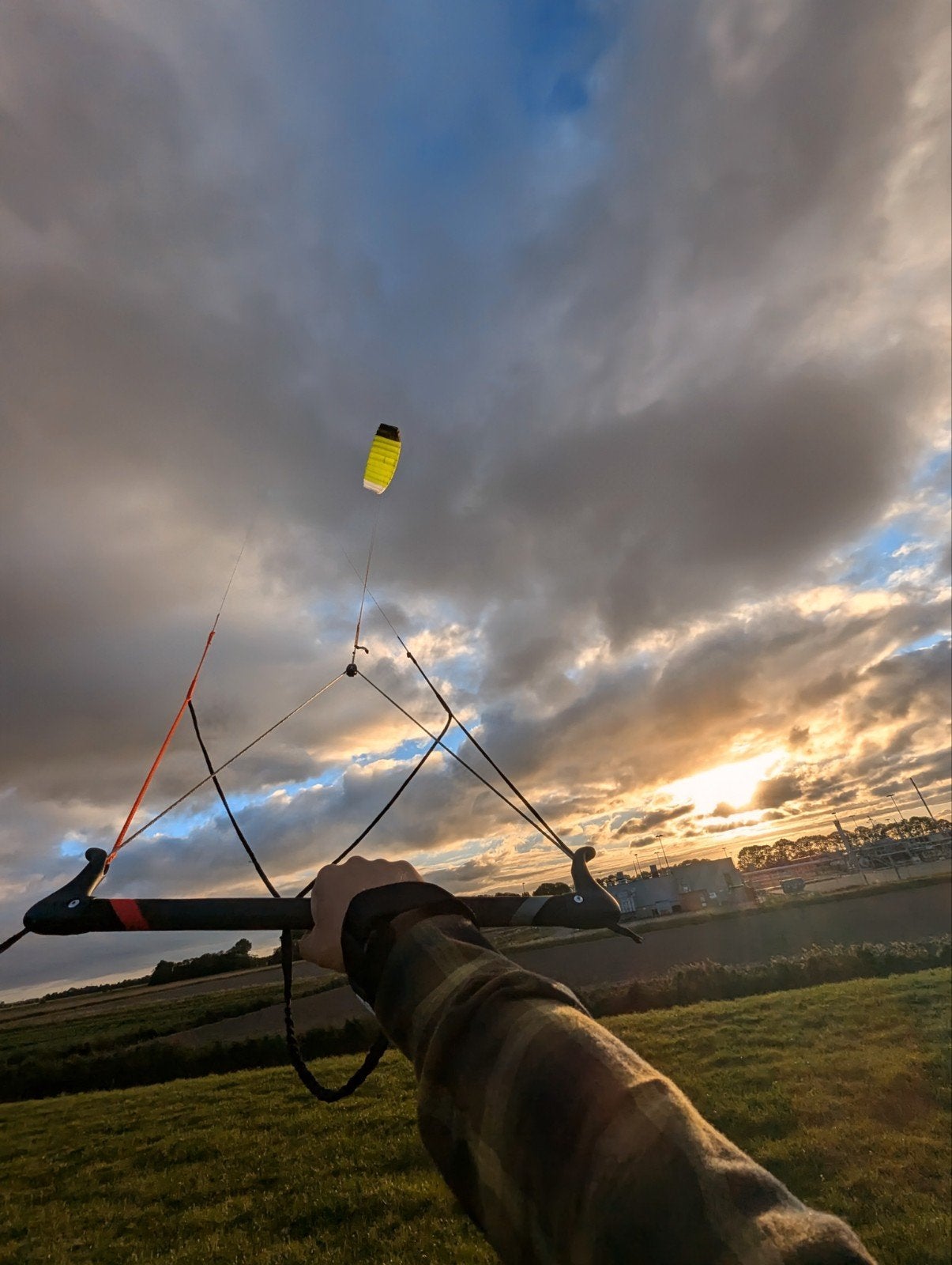 Peter Lynn Hornet 3.0 powerkite - Zo goed als nieuw, Ophalen of Verzenden, Zo goed als nieuw, Vierlijns