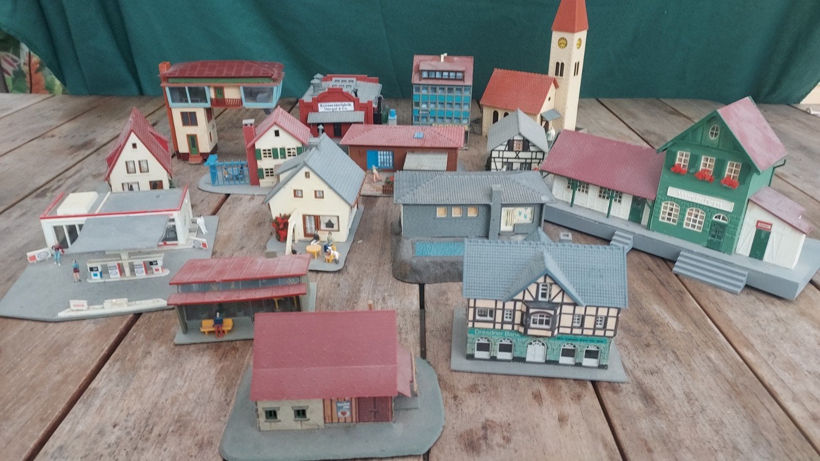 Verzameling Modelbouw huisjes, Overige merken, Gebruikt, Gelijkstroom of Wisselstroom, Brug, Tunnel of Gebouw