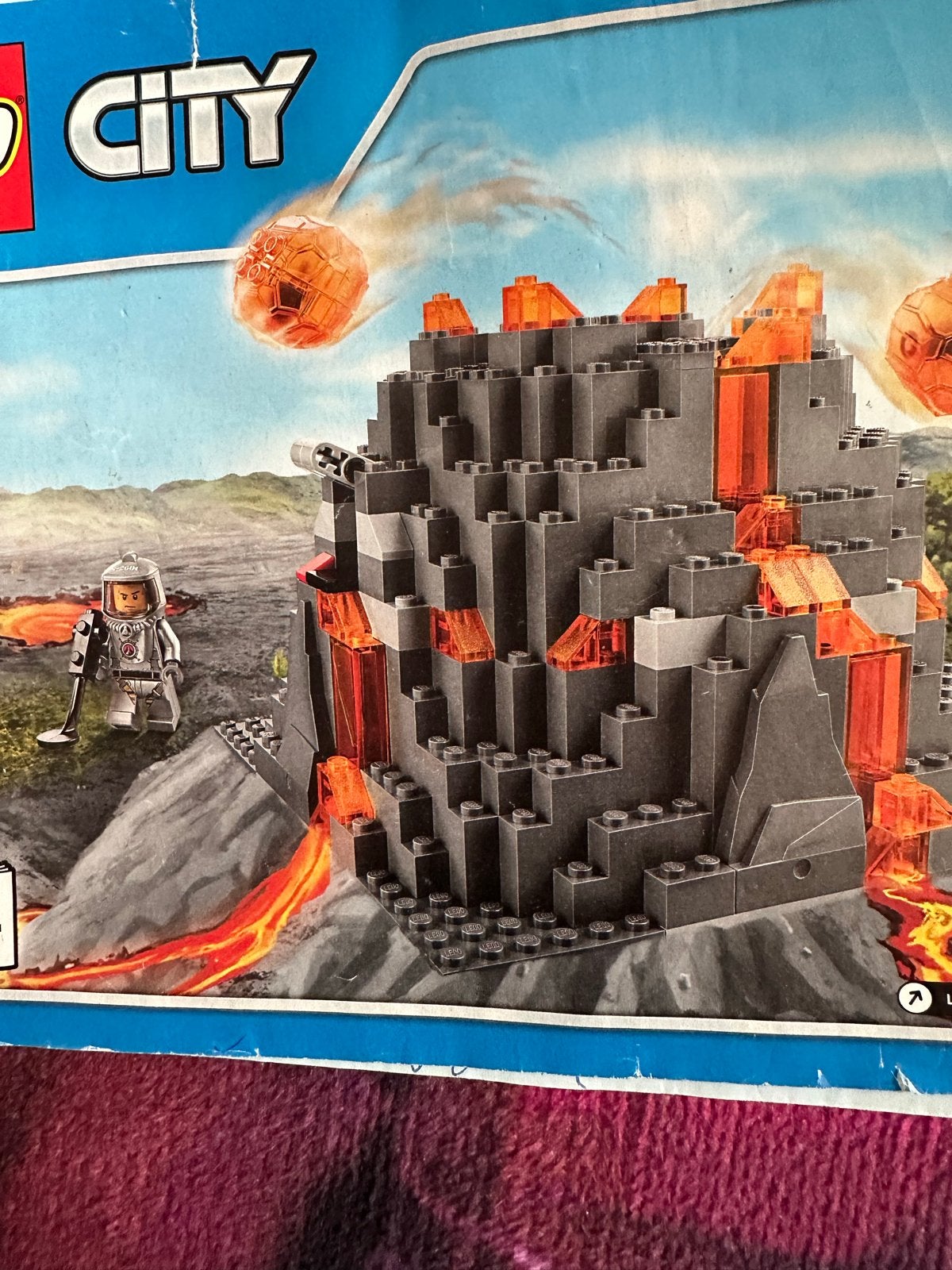 LEGO City Vulkaan onderzoeksbasis (60124), Ophalen of Verzenden, Gebruikt