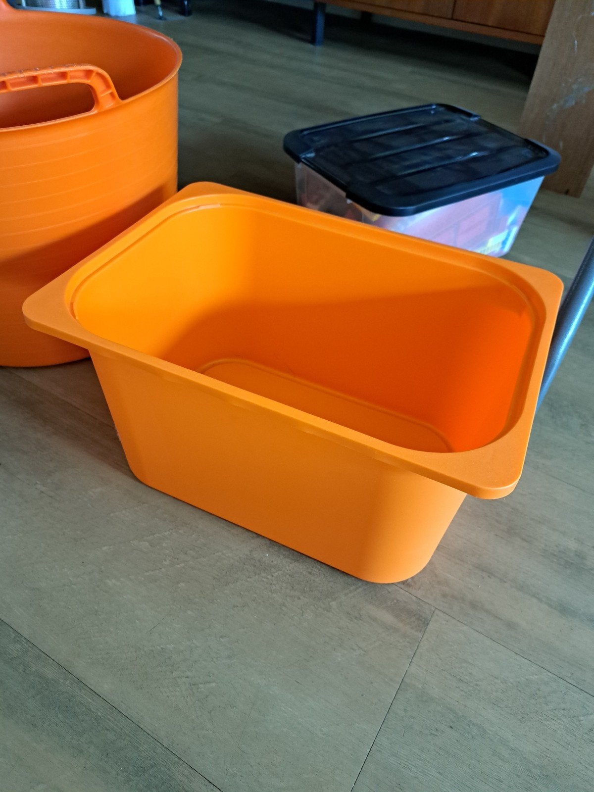 Ikea trofast bak, Ophalen