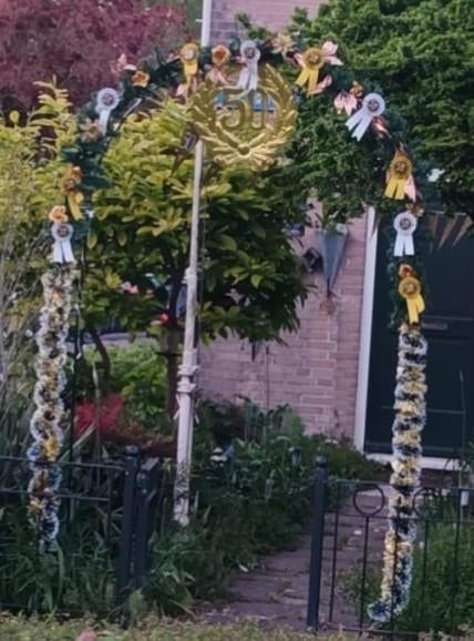 Toog 50 jaar huwelijk, Ophalen