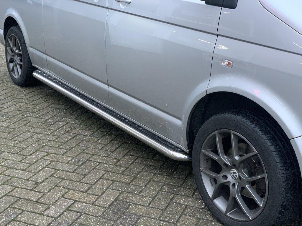AANBIEDING T5 Sidebars met aluminium Traanplaat, Auto diversen, Tuning en Styling, Niet ingevuld, Niet ingevuld, Niet ingevuld