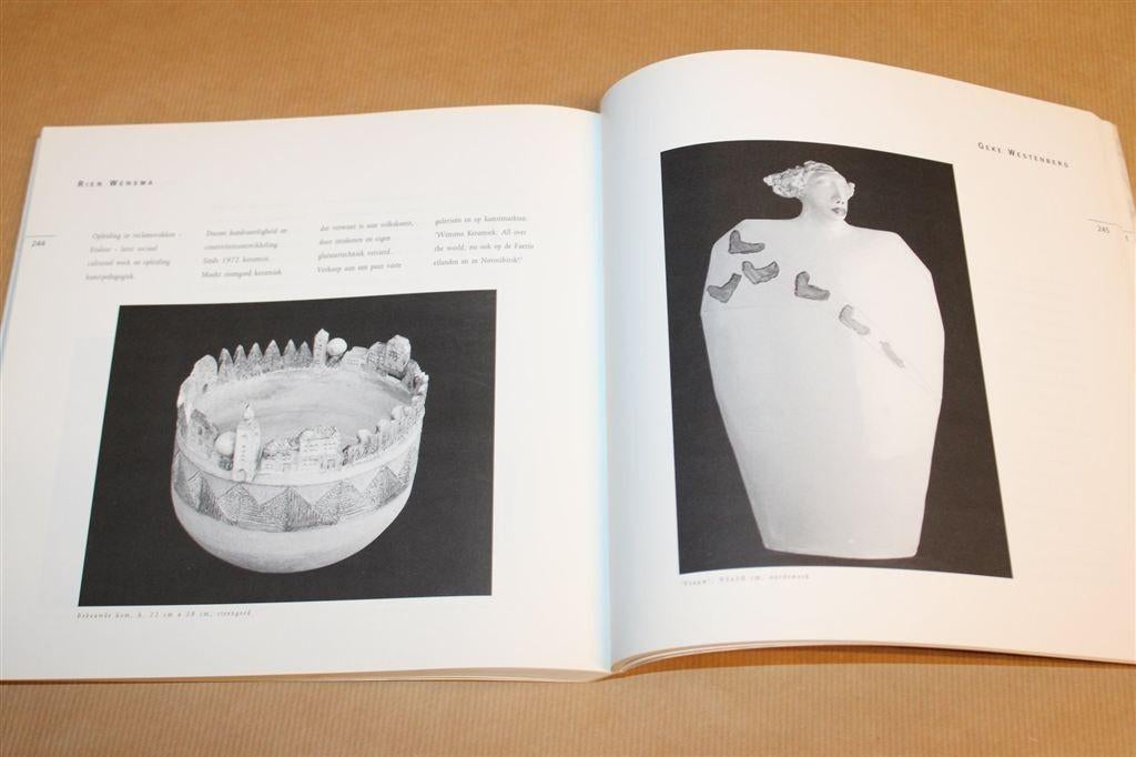 Keramiekgids '94 — Hedendaagse Keramiek in Nederland, Boeken, Ophalen of Verzenden, Zo goed als nieuw
