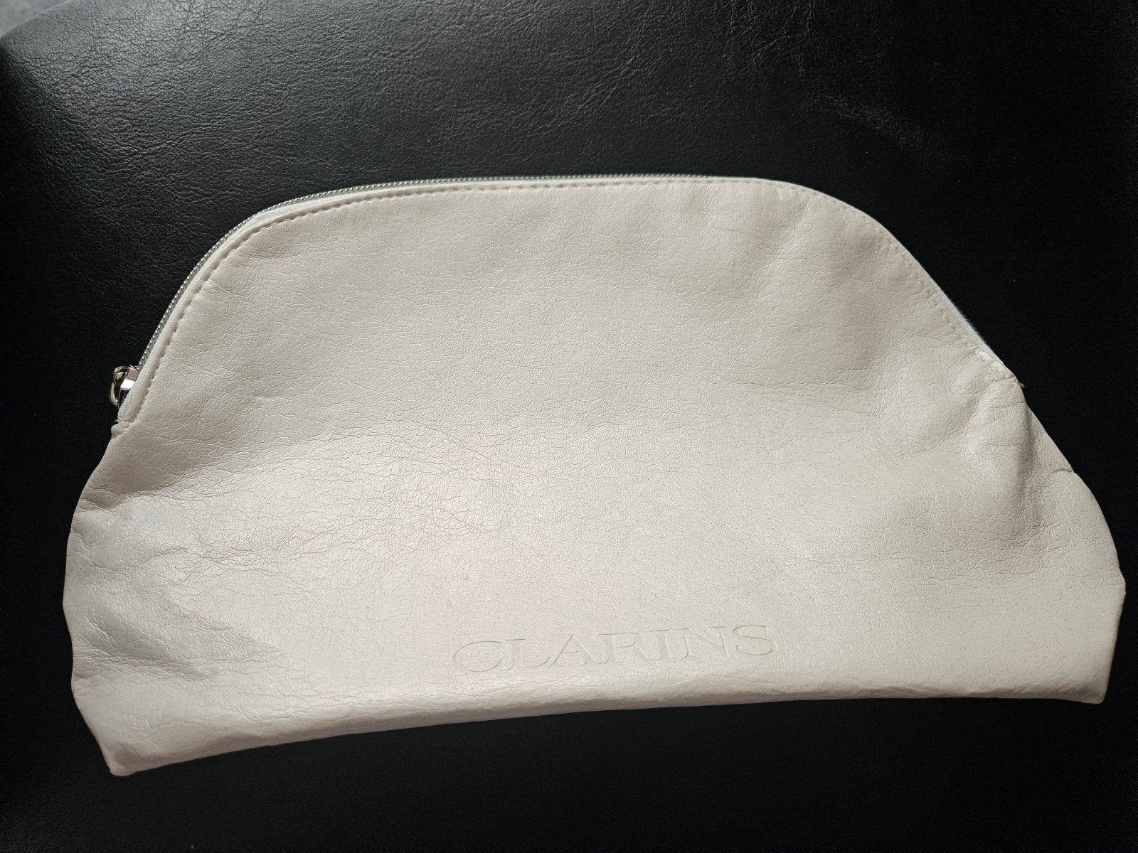Witte leder look Clarins toilettasje make-up tasjeNIEUW, Ophalen of Verzenden, Nieuw, Wit, Dame