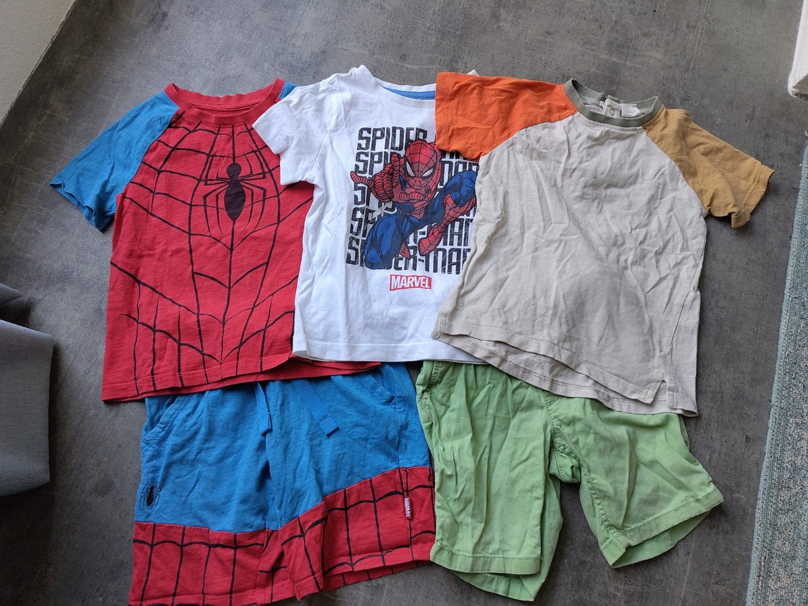 Kledingpakket maat 92-98 voor de Spiderman fan, Ophalen of Verzenden, Zo goed als nieuw, Maat 92