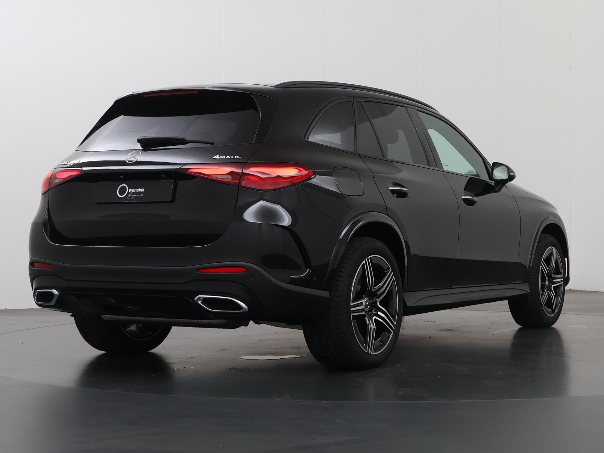 Mercedes-Benz GLC-klasse 300e 4MATIC Sport Edition | AMG | P, Auto's, Automaat, Dealer onderhouden, Gebruikt, 4 cilinders