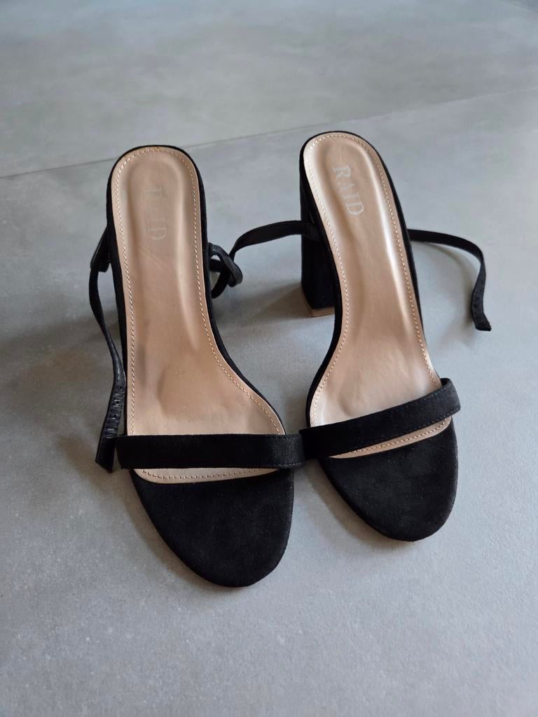 RAID Hakken Sandalen met Blokhak - Maat 38, Kleding | Dames, Schoenen, Zwart, Zo goed als nieuw, RAID, Sandalen of Muiltjes