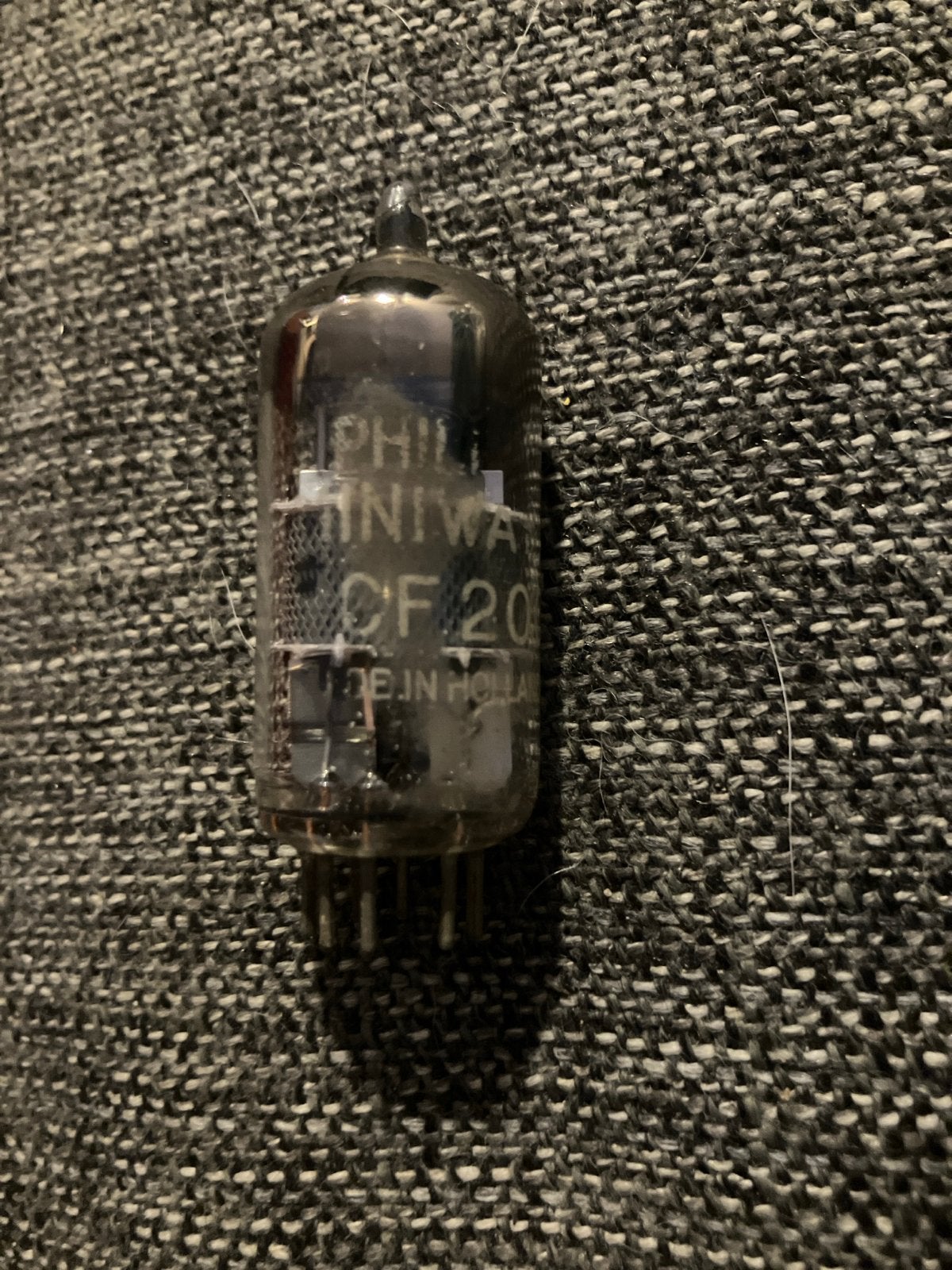 Philips Miniwatt CF20 buis - Made in Holland, Ophalen of Verzenden