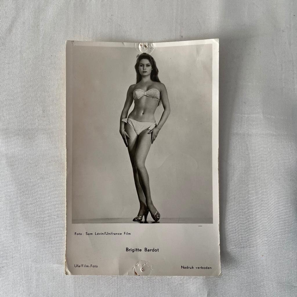 Vintage Foto / Ansichtkaart – Brigitte Bardot, Ophalen of Verzenden, 1940 tot 1960, Ongelopen, Sterren en Beroemdheden