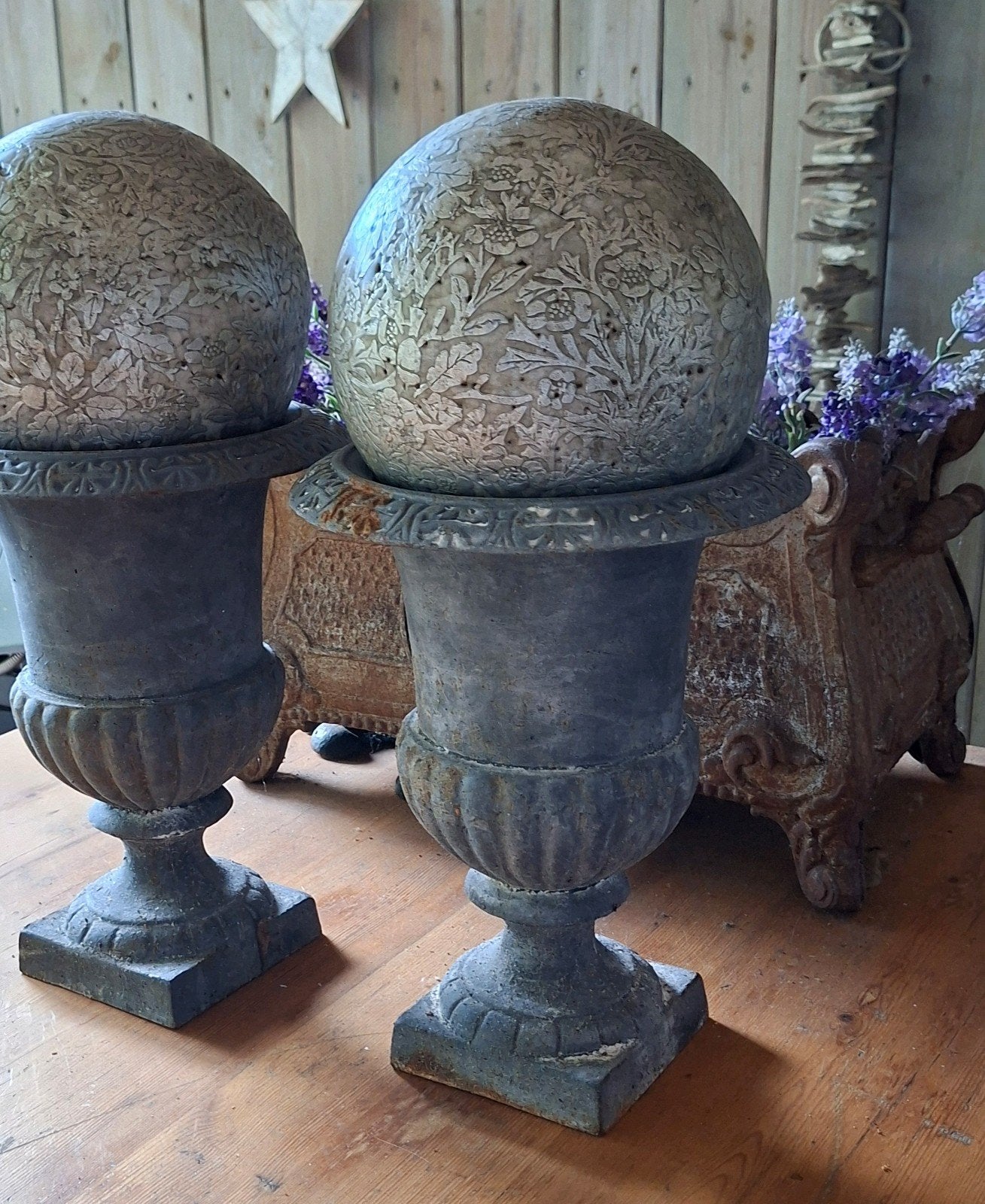 2 grote stenen bollen Barok decoratie ballen, Tuin en Terras, Ophalen, Zo goed als nieuw