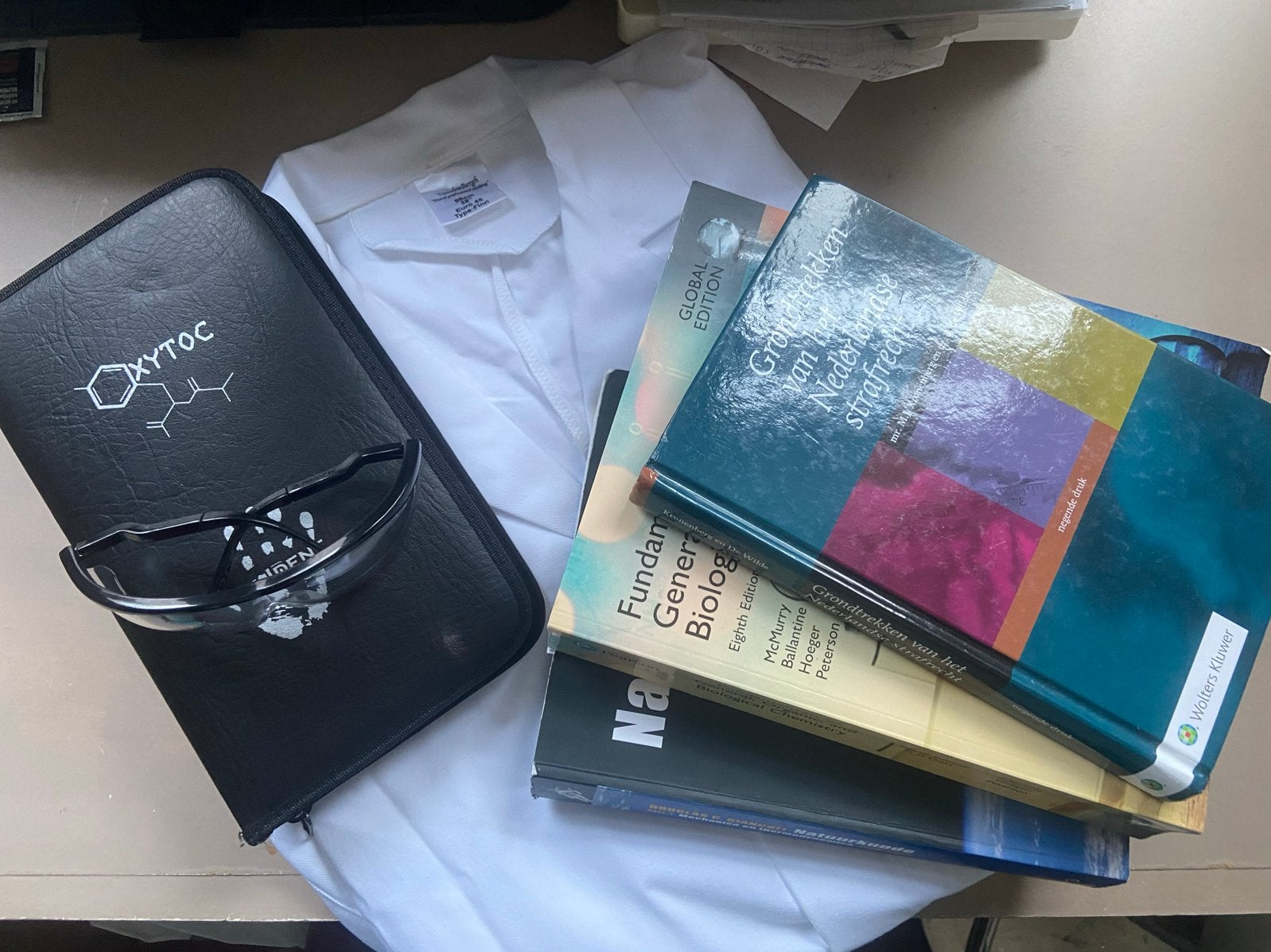 Jaar 1 boeken + Labset forensisch onderzoek (goede staat), Ophalen of Verzenden, Beta, Zo goed als nieuw, HBO