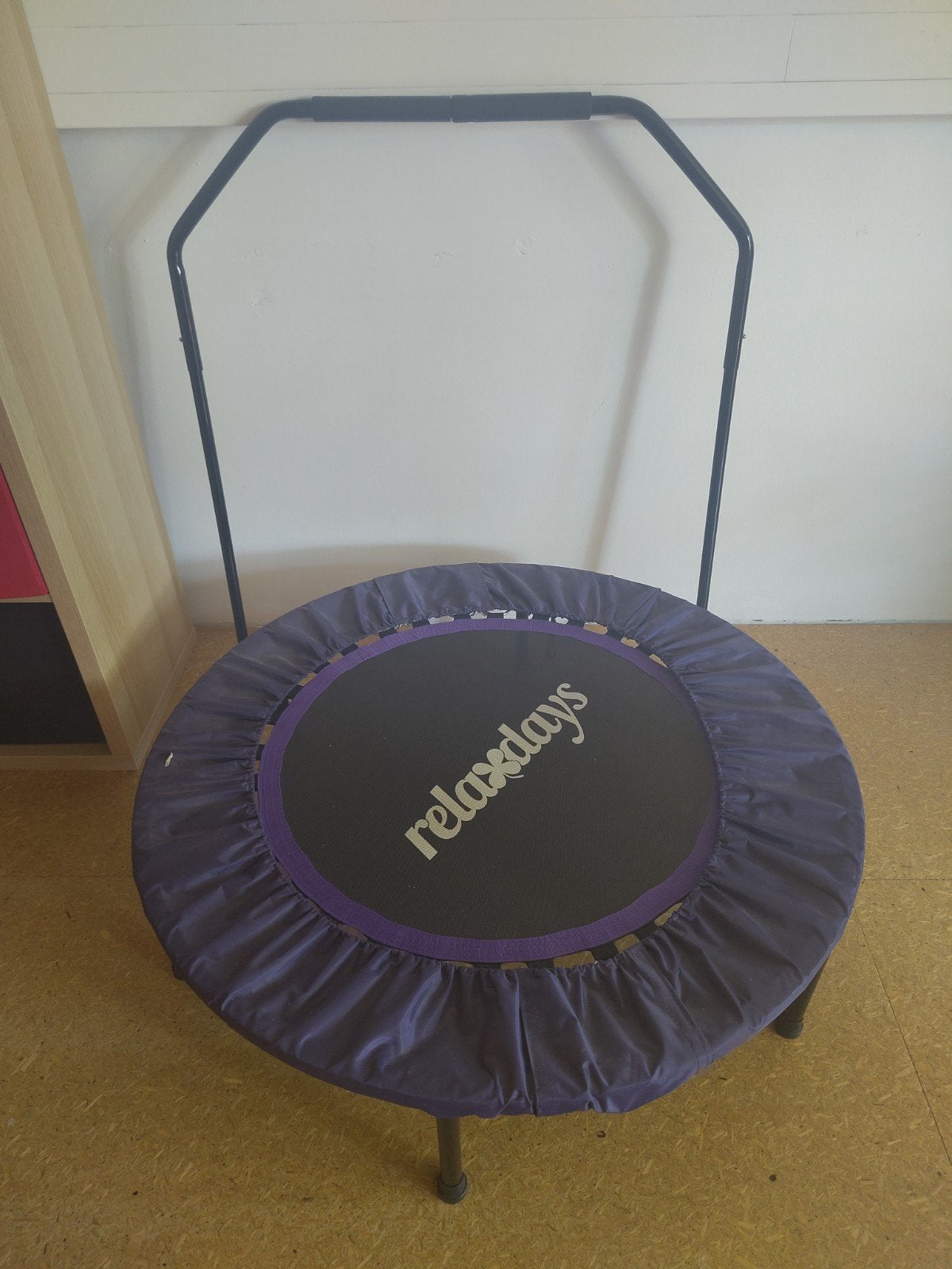 Relaxdays Mini Trampoline met Handvat - Paars, Ophalen, Gebruikt