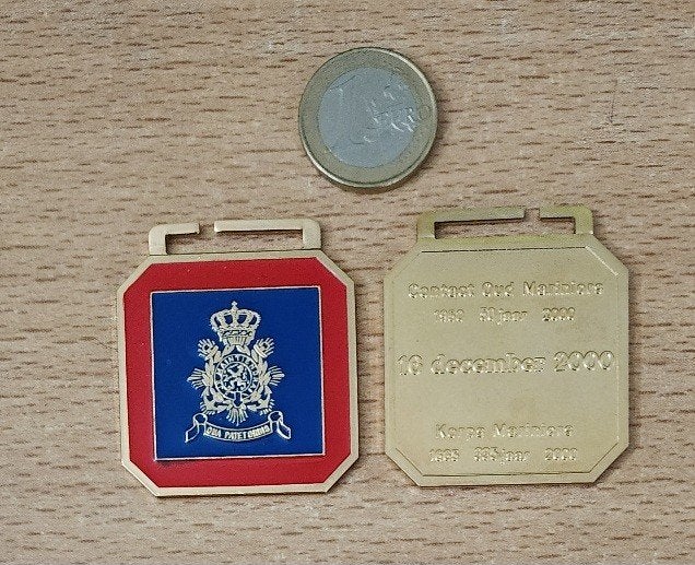 Coin/Medaille Mariniers 335 jaar, Verzamelen, Ophalen of Verzenden, Marine, Nederland, Lintje, Medaille of Wings