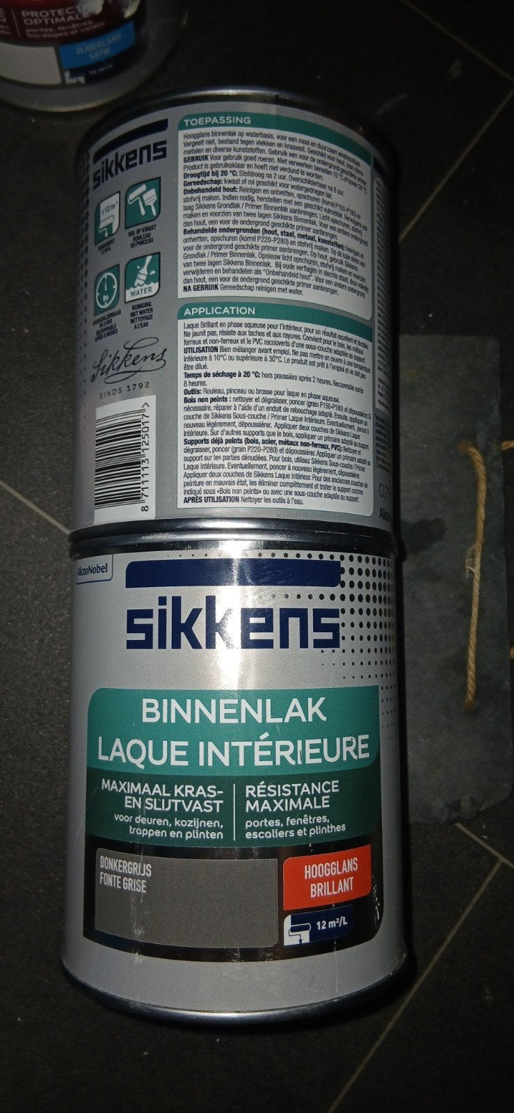 2x Donkergrijs Sikkens Binnenlak Hoogglans, Nieuw, Ophalen of Verzenden, Lak, Grijs