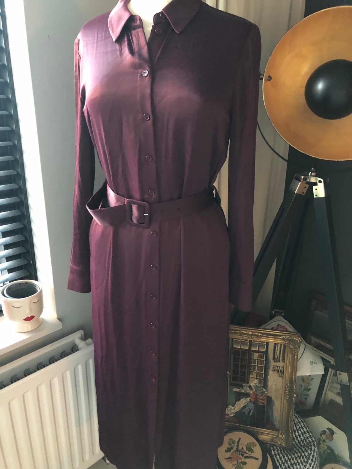 Glanzende aubergine doorknoopjurk - amper gedragen, Ophalen of Verzenden, Zo goed als nieuw, Paars