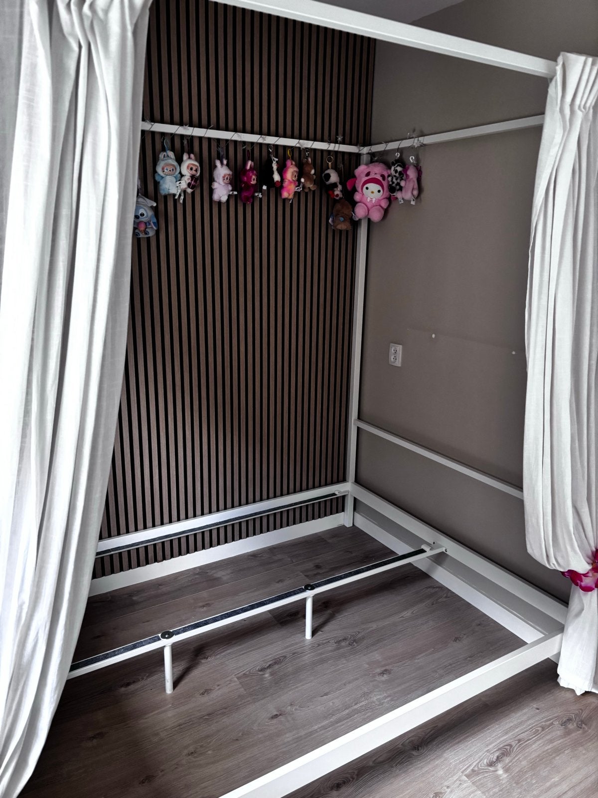 Bedframe 140x200 wit (excl. lattenbodem), Ophalen, Gebruikt, Wit, Tweepersoons